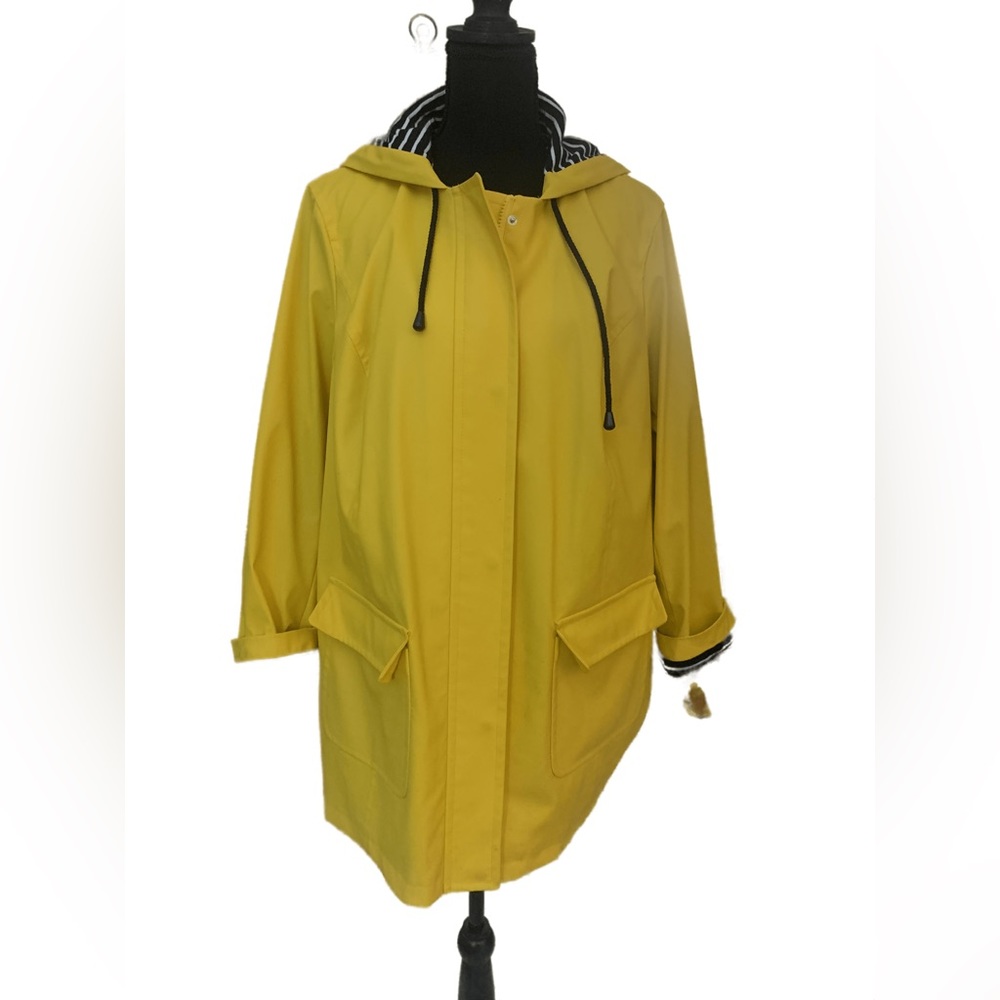 Talbots Woman classic rain coat, size X